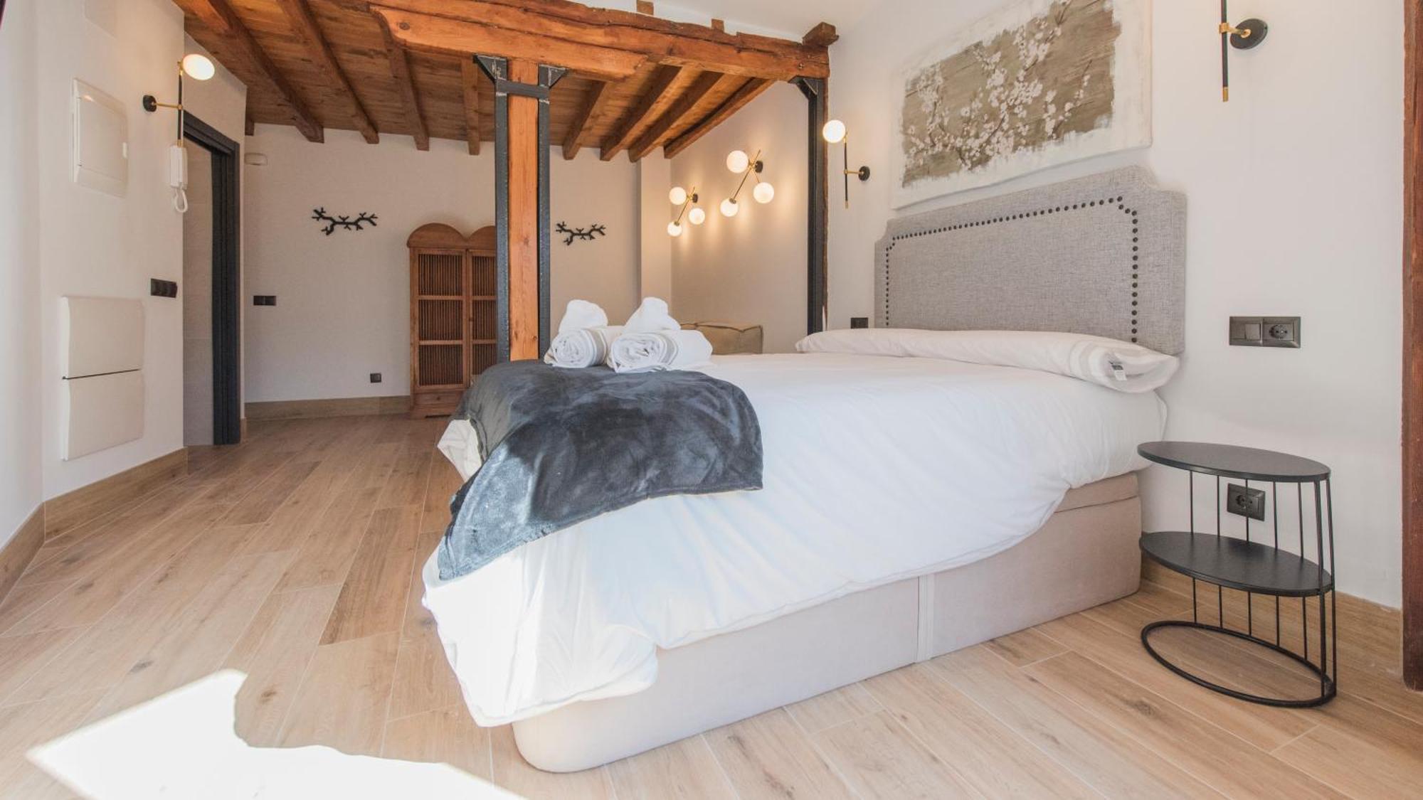 Apartamentos Boutique Pinocho Toledo Kültér fotó