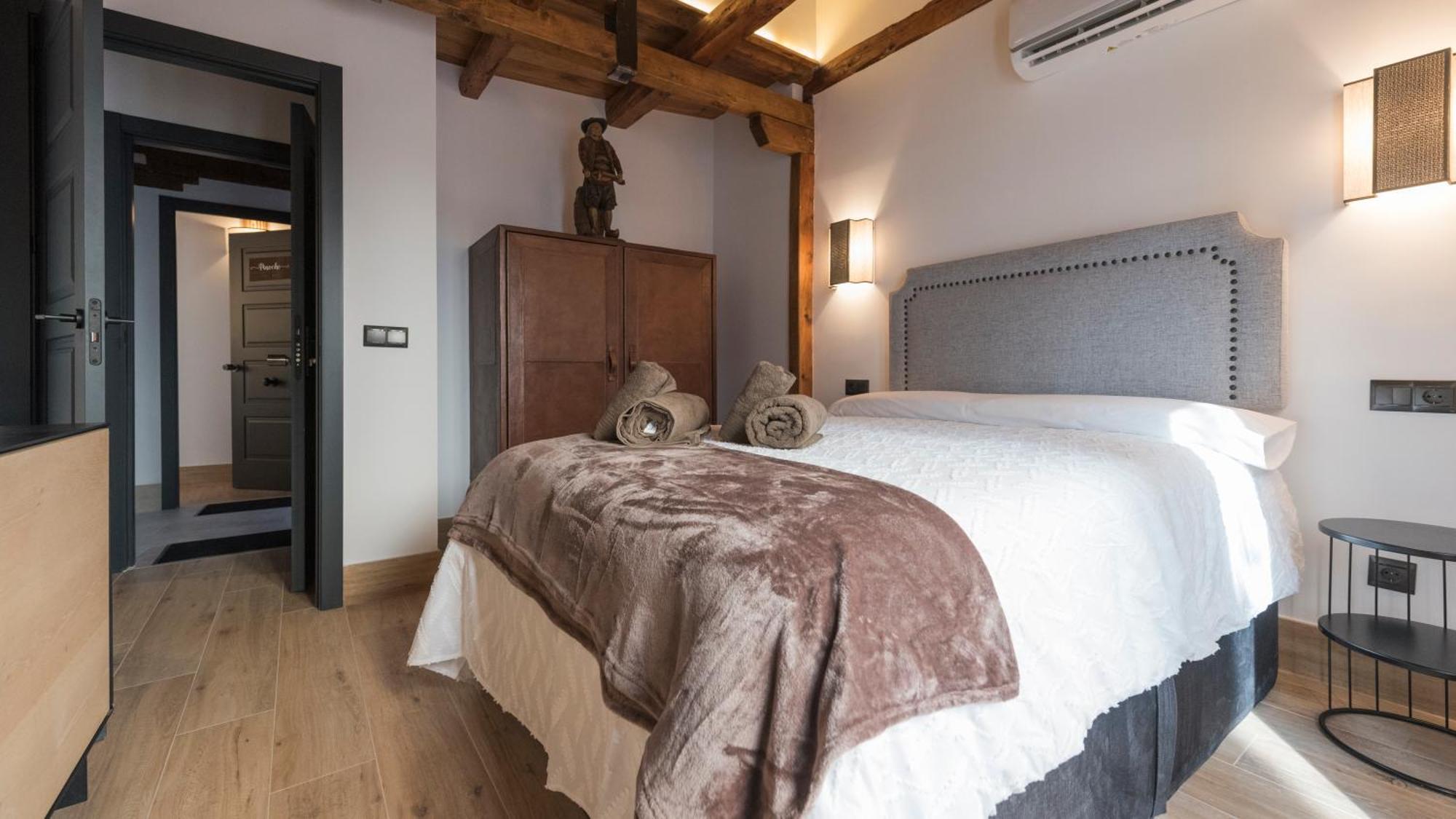 Apartamentos Boutique Pinocho Toledo Kültér fotó